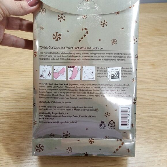 Tony Moly Cozy and Sweet I'm Lovely Candy Cane Foot Mask & Sock Set - Picture 3 of 5